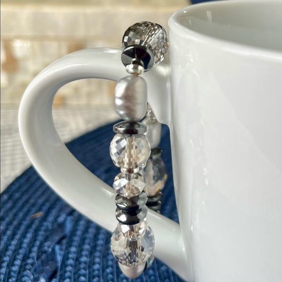 Northern Lights Bracelet - Picture 2 of 3